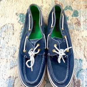 Women’s Sperry Topsider boat shoe